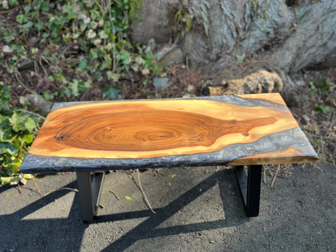 Epoxy small table outlet
